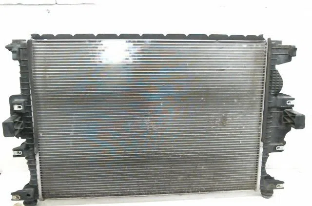 Radiateur Ford MONDEO V A trois volumes (CD) 2.0 hybrid (2014) occasion