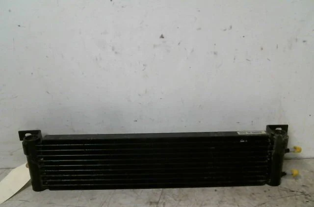 Radiateur huile Mercedes-benz CLASSE M (W163) Ml 270 cdi (163.113) (1999-2005) occasion