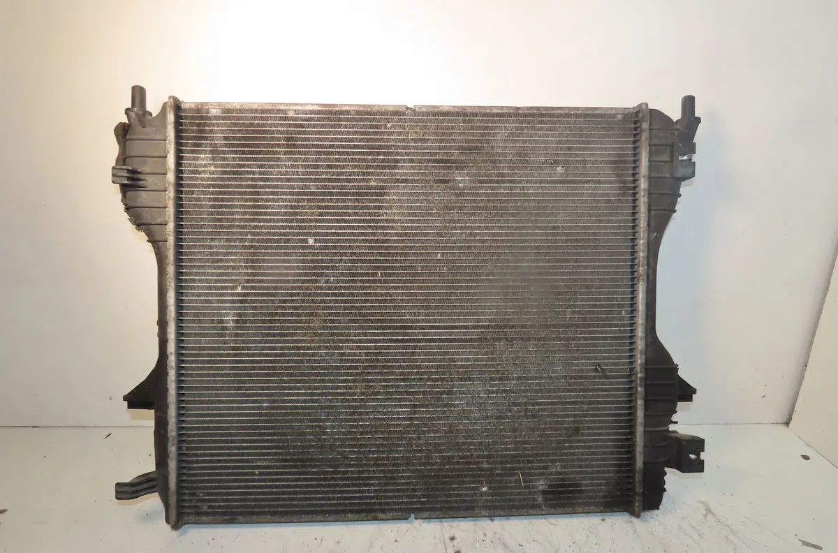 Radiateur Jaguar XJ (X350, X358) D 2.7 (2005-2009) occasion