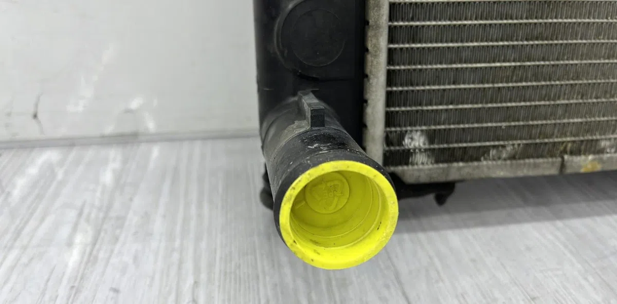 Radiateur KIA CARNIVAL 1 occasion