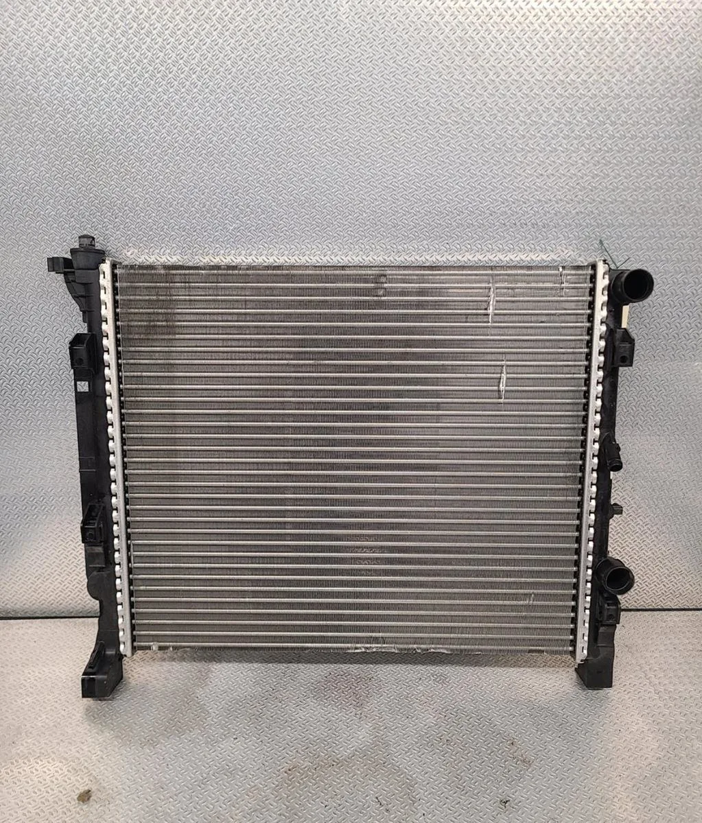 Radiateur Mercedes-benz CITAN Camionnette-Monospace (W415) 109 cdi (415.601, 415.603, 415.605) (2012-2021) occasion