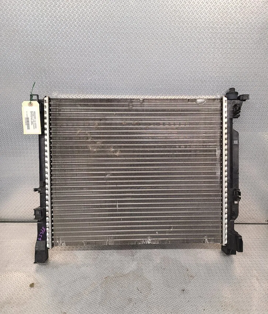 Radiateur Mercedes-benz CITAN Camionnette-Monospace (W415) 109 cdi (415.601, 415.603, 415.605) (2012-2021) occasion