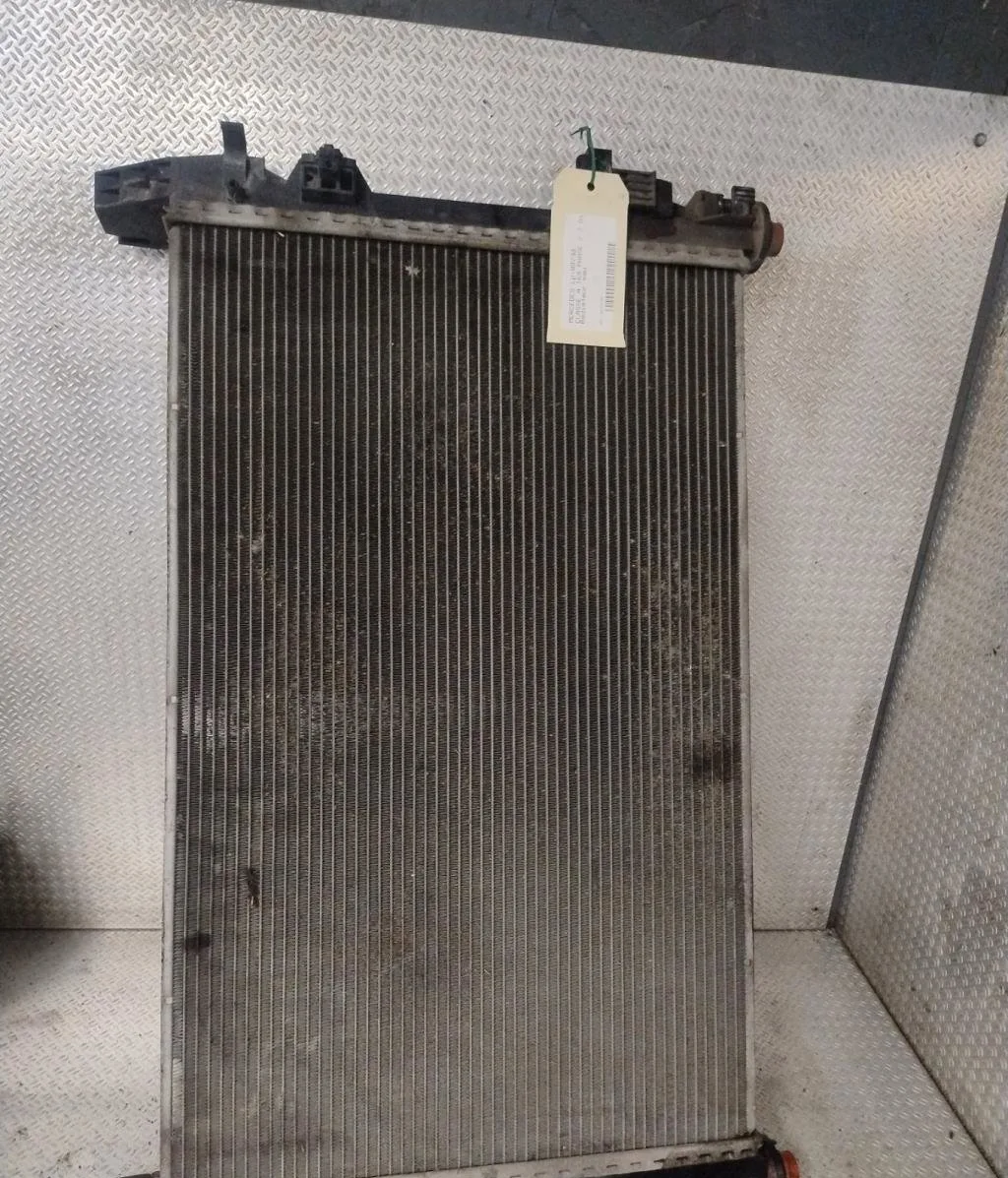 Radiateur Mercedes-benz CLASSE A (W169) A 200 cdi (169.008, 169.308) (2004-2012) 5 portes occasion