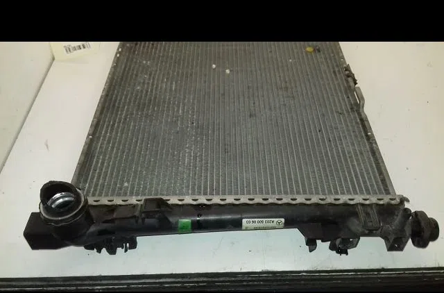 Radiateur Mercedes-benz CLASSE C (W203) C 220 cdi (203.006) (2000-2007) 4 portes occasion