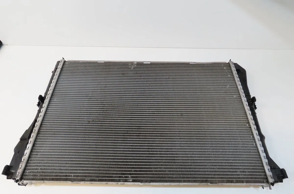 Radiateur Mercedes-benz CLASSE C (W205) C 180 d (205.000) (2018) occasion