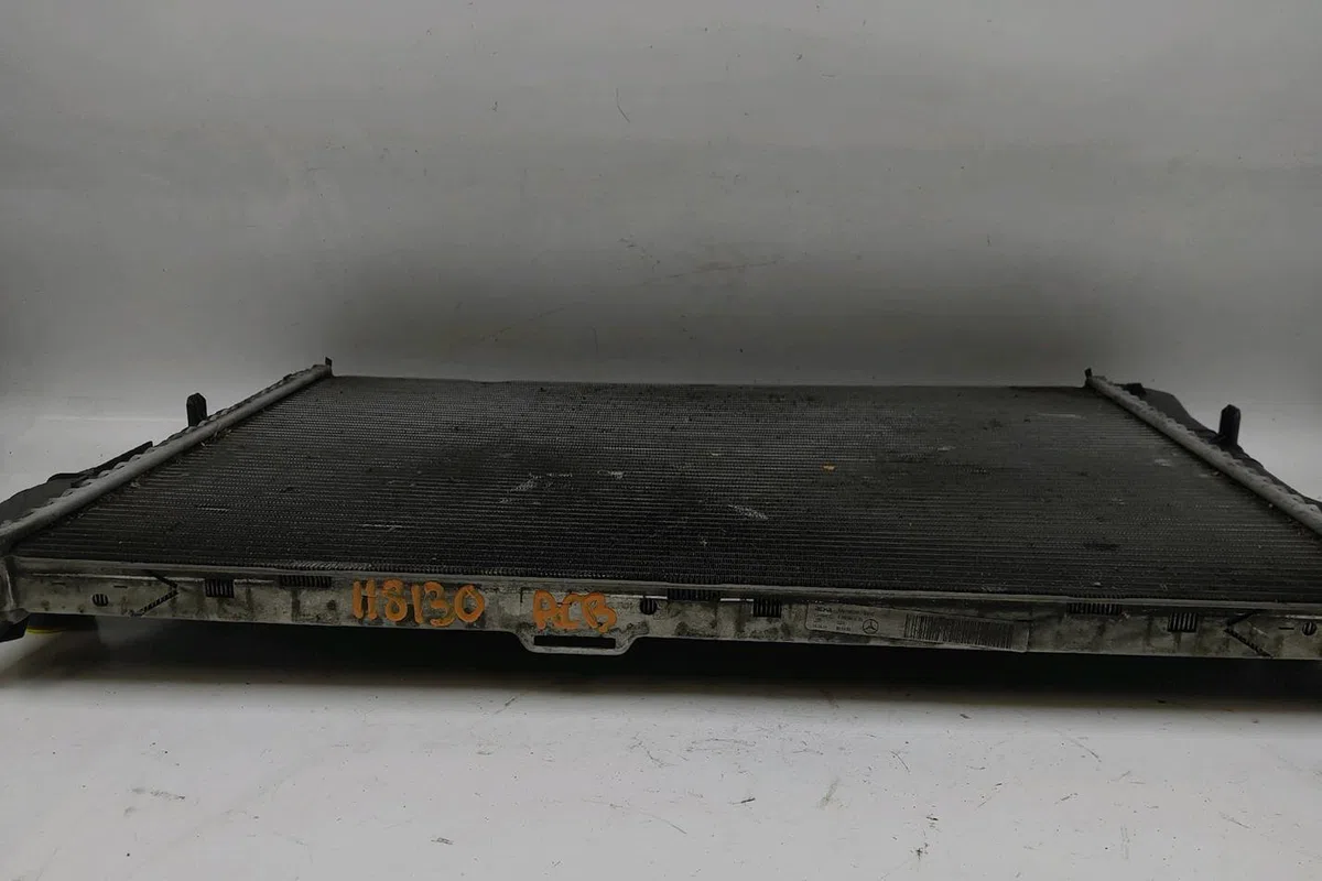 Radiateur Mercedes-benz CLASSE C (W205) C 220 bluetec - d (205.002, 205.004) (2014-2018) occasion