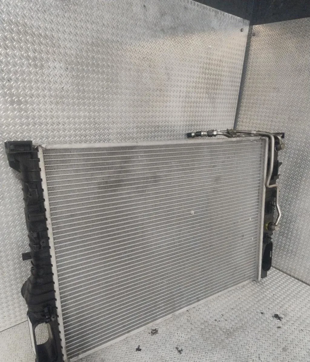 Radiateur Mercedes-benz CLASSE E (W211) E 280 cdi (211.020) (2005-2008) occasion