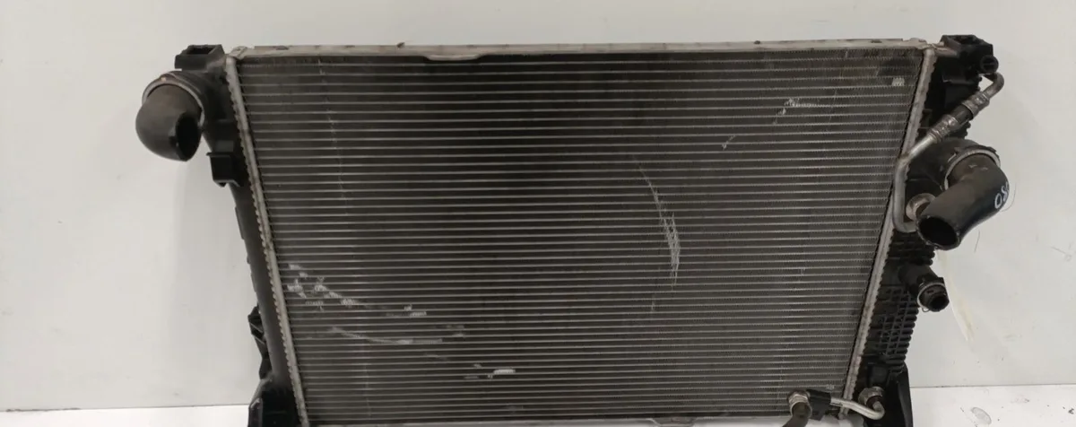 Radiateur Mercedes-benz CLASSE E (W212) E 350 cgi (212.057) (2009-2011) occasion
