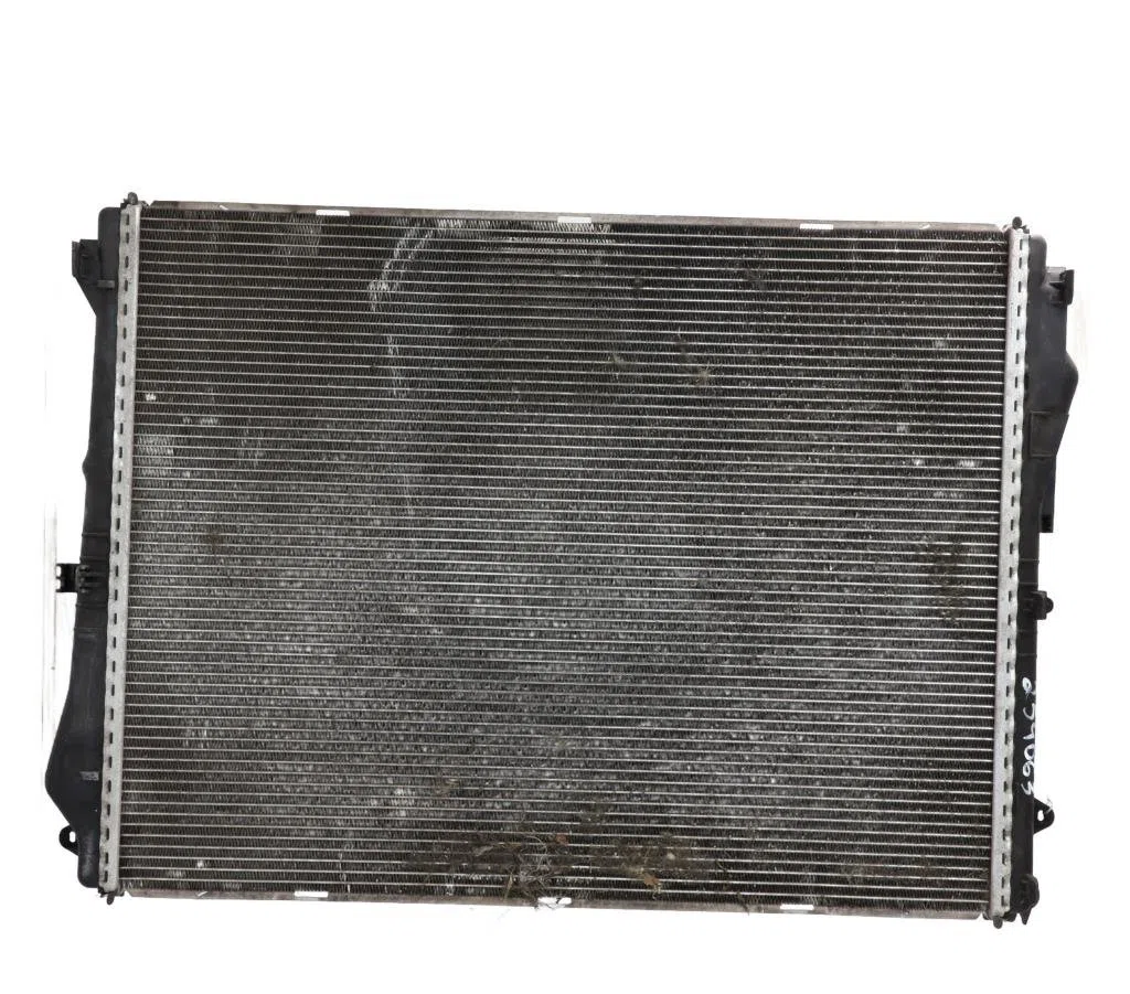 Radiateur Mercedes-benz VITO Mixto (Double Cabin) (W447) 116 cdi (447.701, 447.703, 447.705) (2014) occasion
