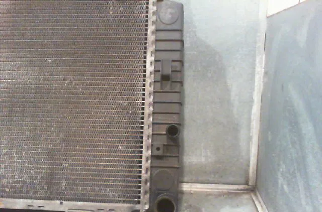 Radiateur MERCEDES C250 1994 occasion