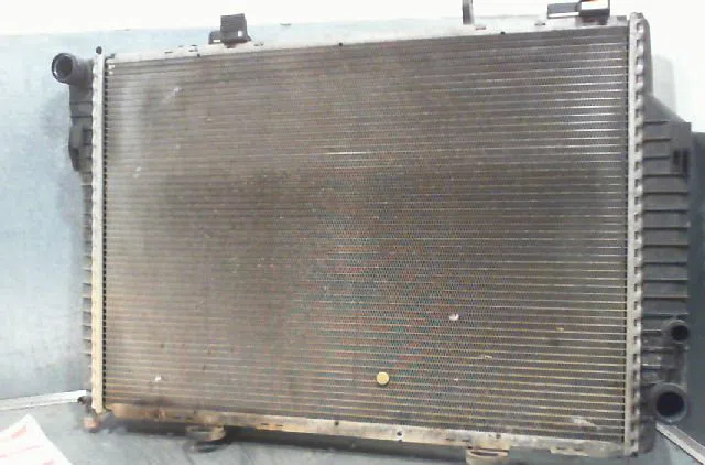 Radiateur MERCEDES CLASSE C 1999 occasion