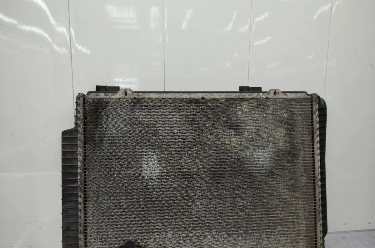 Radiateur MERCEDES CLASSE C 202 PHASE 1 occasion