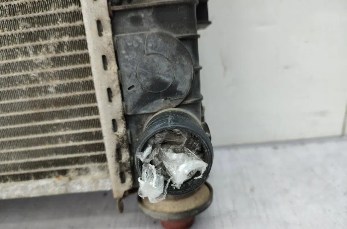 Radiateur MERCEDES CLASSE C 203 PHASE 1 occasion