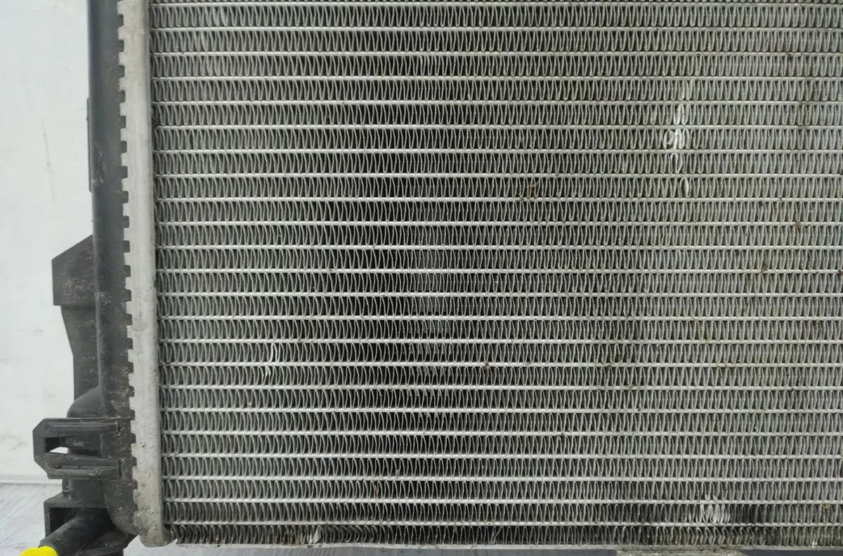 Radiateur MERCEDES CLASSE C 203 PHASE 1 occasion