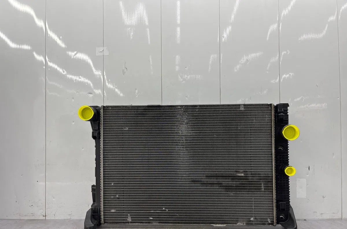 Radiateur MERCEDES CLASSE C 204 PHASE 1 occasion