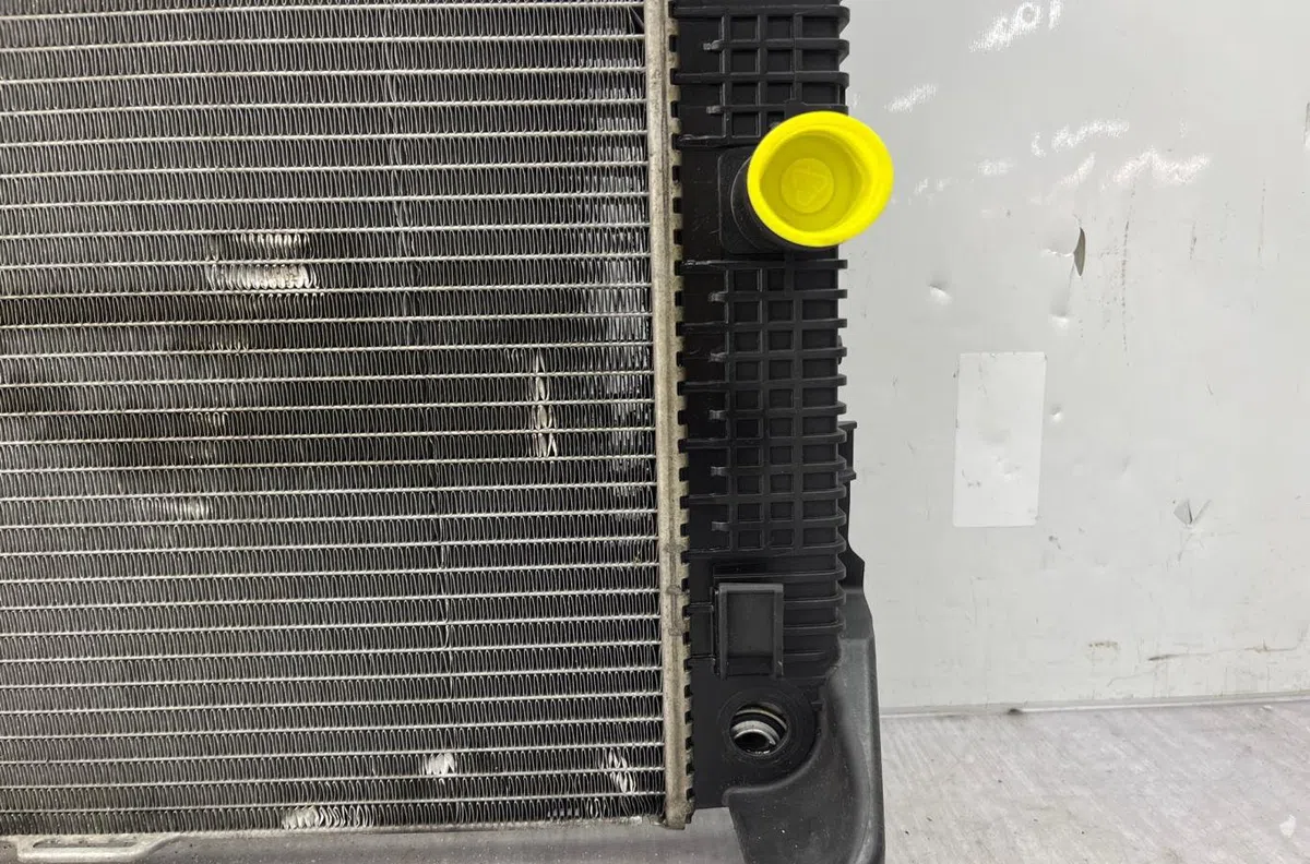 Radiateur MERCEDES CLASSE C 204 PHASE 1 occasion