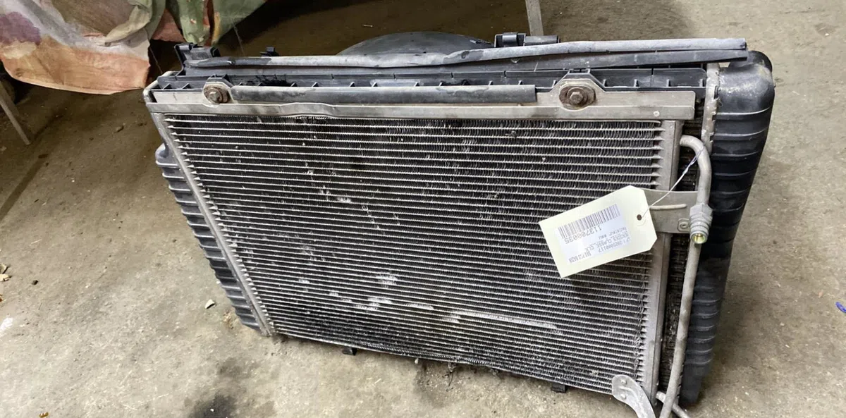 Radiateur MERCEDES CLASSE CLK 208 PHASE 1 COUPE occasion