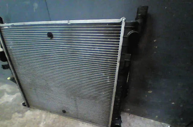 Radiateur MERCEDES CLASSE ML 2005 occasion