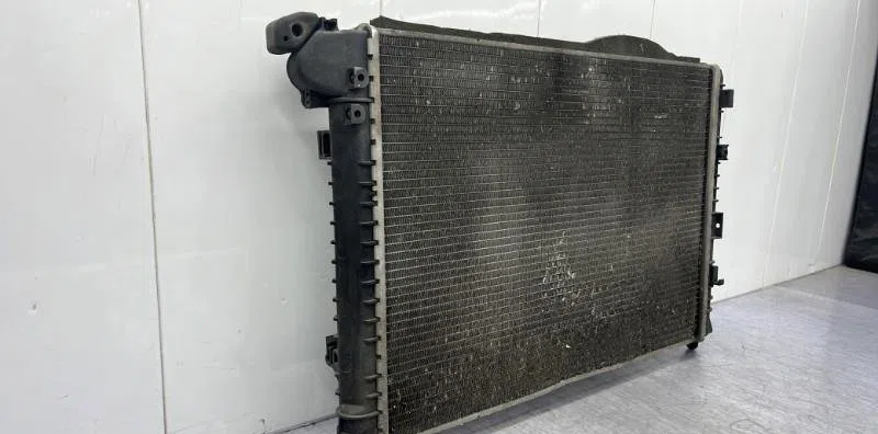Radiateur MINI MINI 1 R52 CABRIOLET occasion