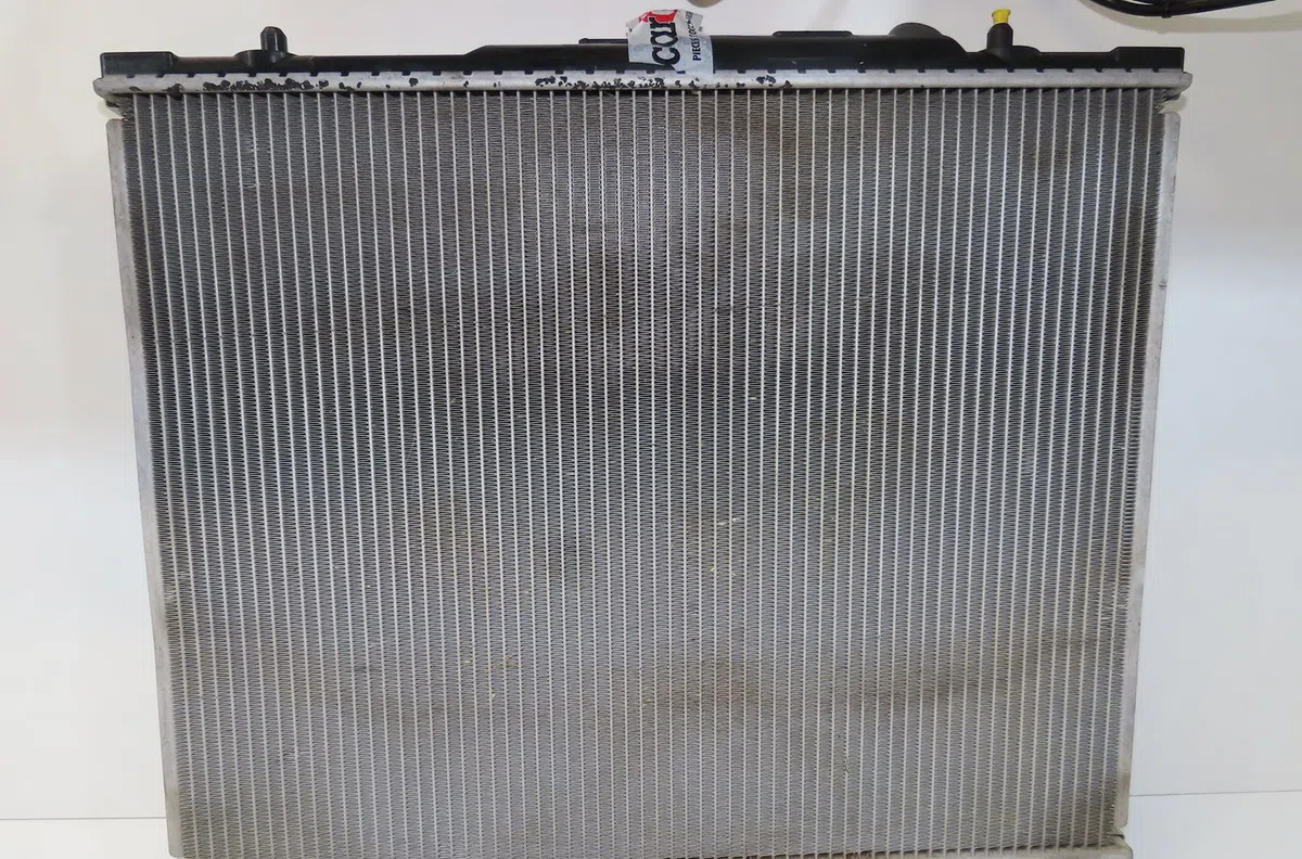 Radiateur MITSUBISHI L200 II 2001 occasion