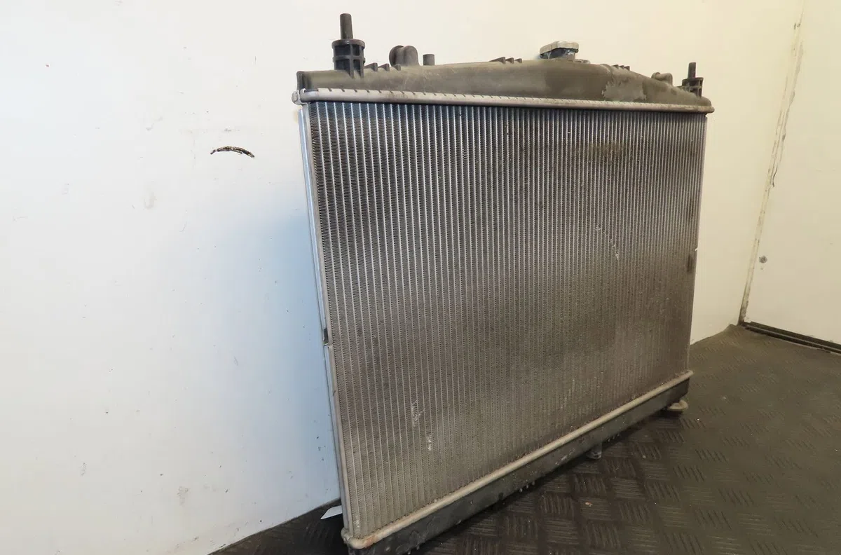 Radiateur Nissan JUKE (F15) 1.6 (2010) 5 portes occasion