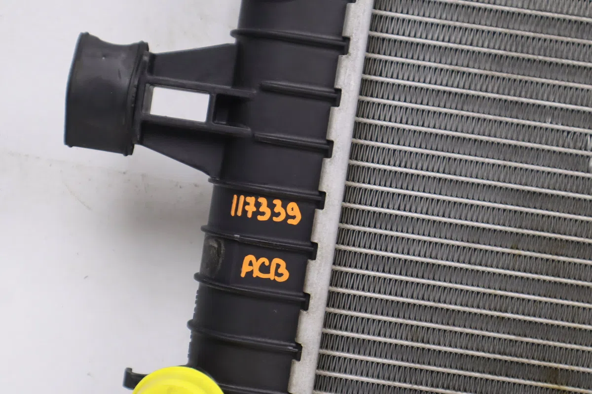 Radiateur Opel ASTRA H (A04) 1.4 (l48) (2004-2010) occasion