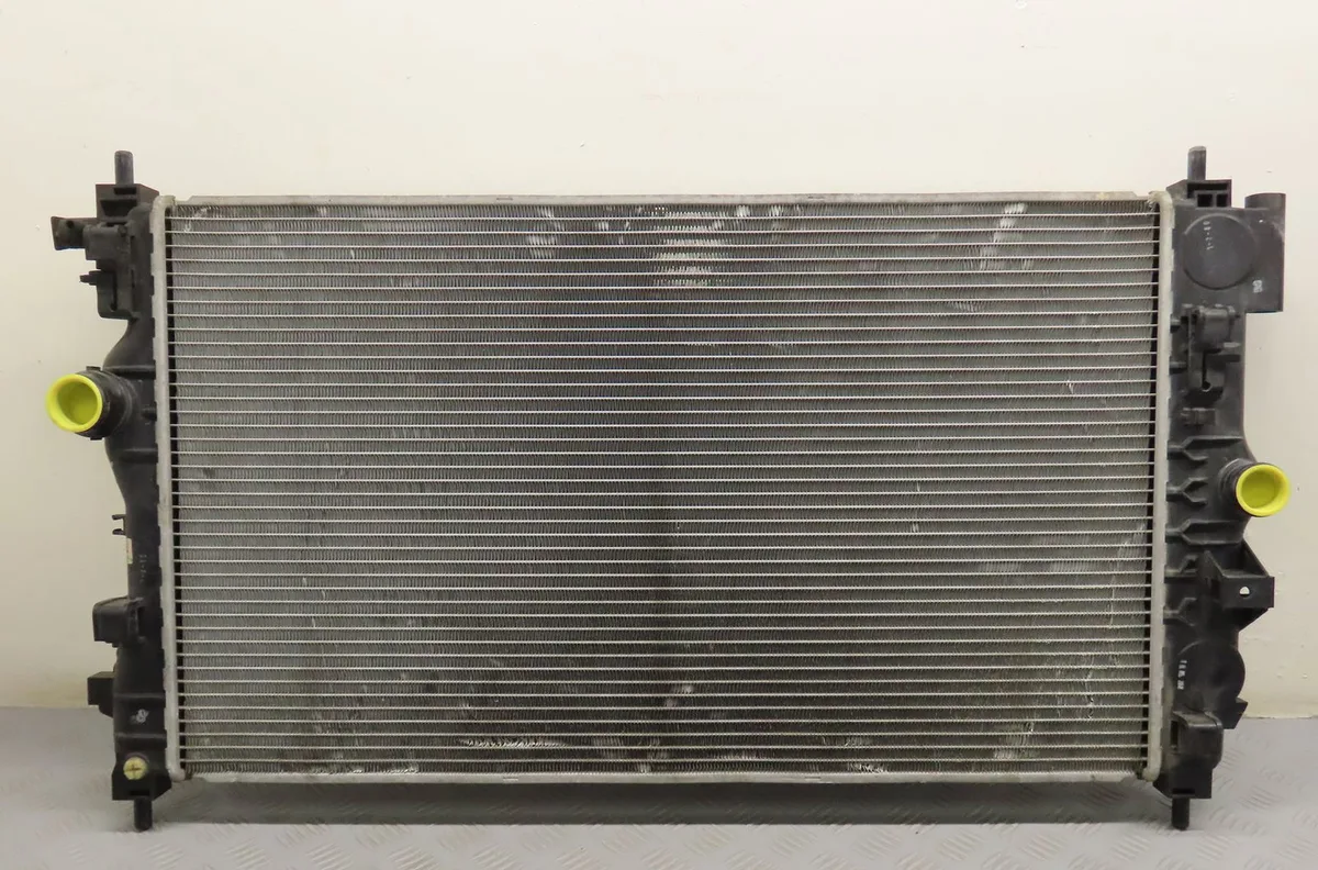Radiateur Opel ASTRA J Sports Tourer (P10) 1.7 cdti (35) (2010-2015) occasion