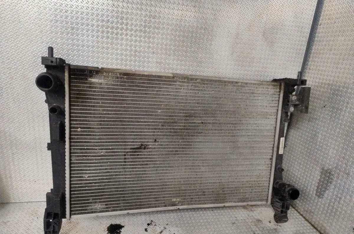 Radiateur Opel CORSA D (S07) 1.3 cdti (l08, l68) (2006-2014) 5 portes occasion