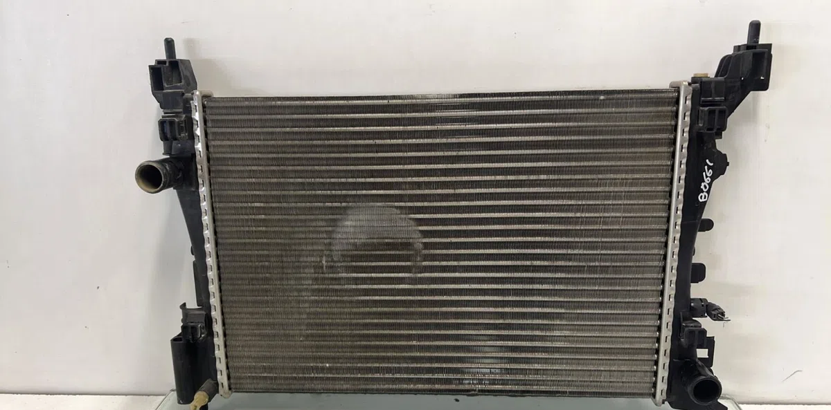Radiateur OPEL CORSA E occasion