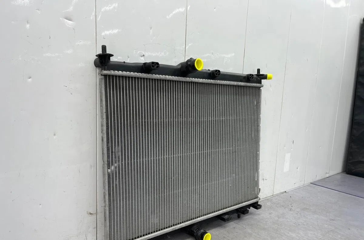 Radiateur OPEL CORSA F PHASE 1 occasion