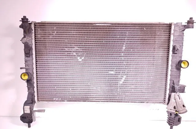Radiateur Opel MERIVA A Monospace (X03) 1.4 16v twinport (e75) (2004-2010) occasion