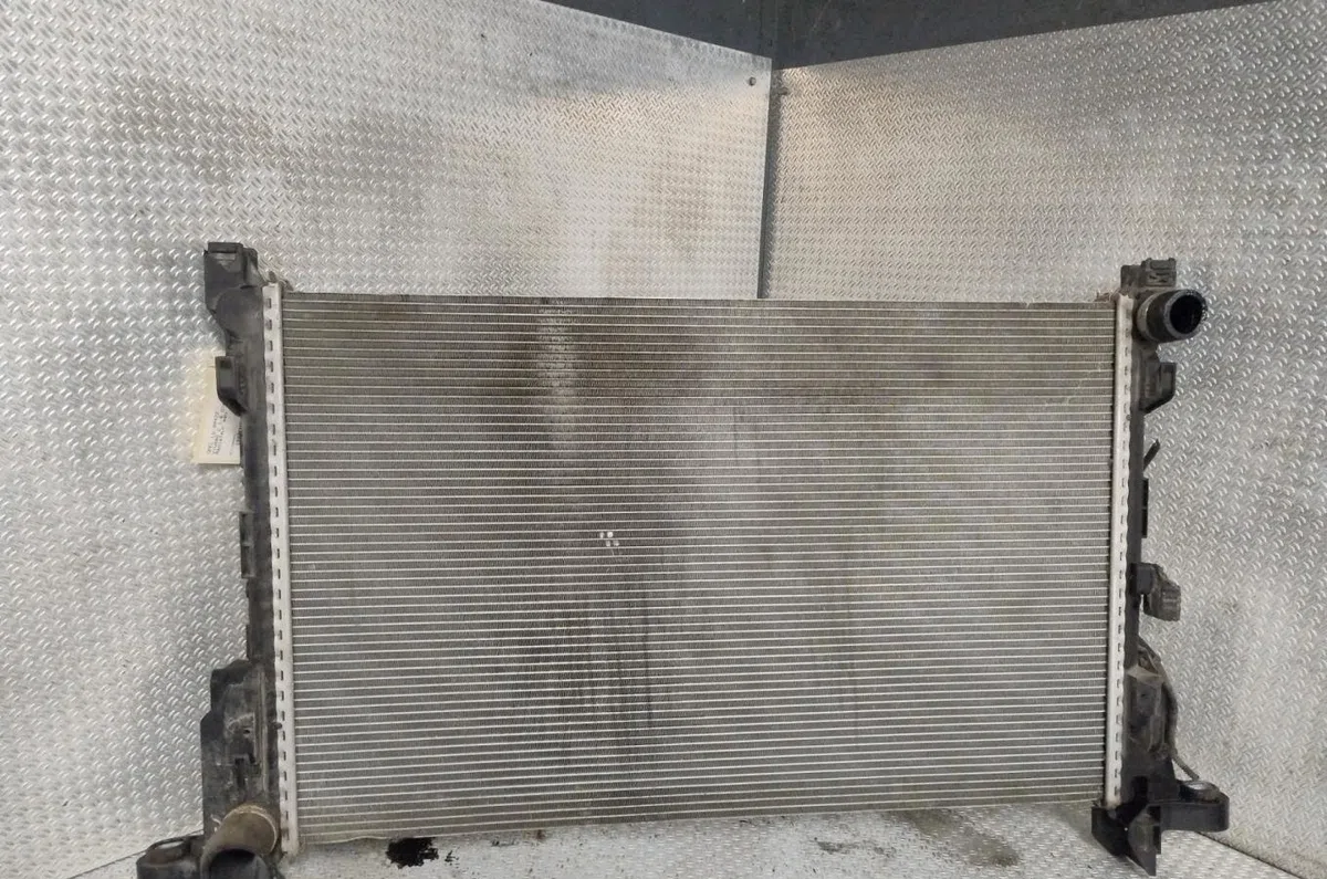 Radiateur Opel VIVARO B Camionnette (X82) 1.6 cdti (05) (2014-2016) occasion
