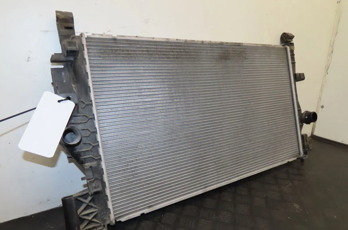 Radiateur Opel ZAFIRA TOURER C (P12) 1.6 cdti (75) (2013) occasion