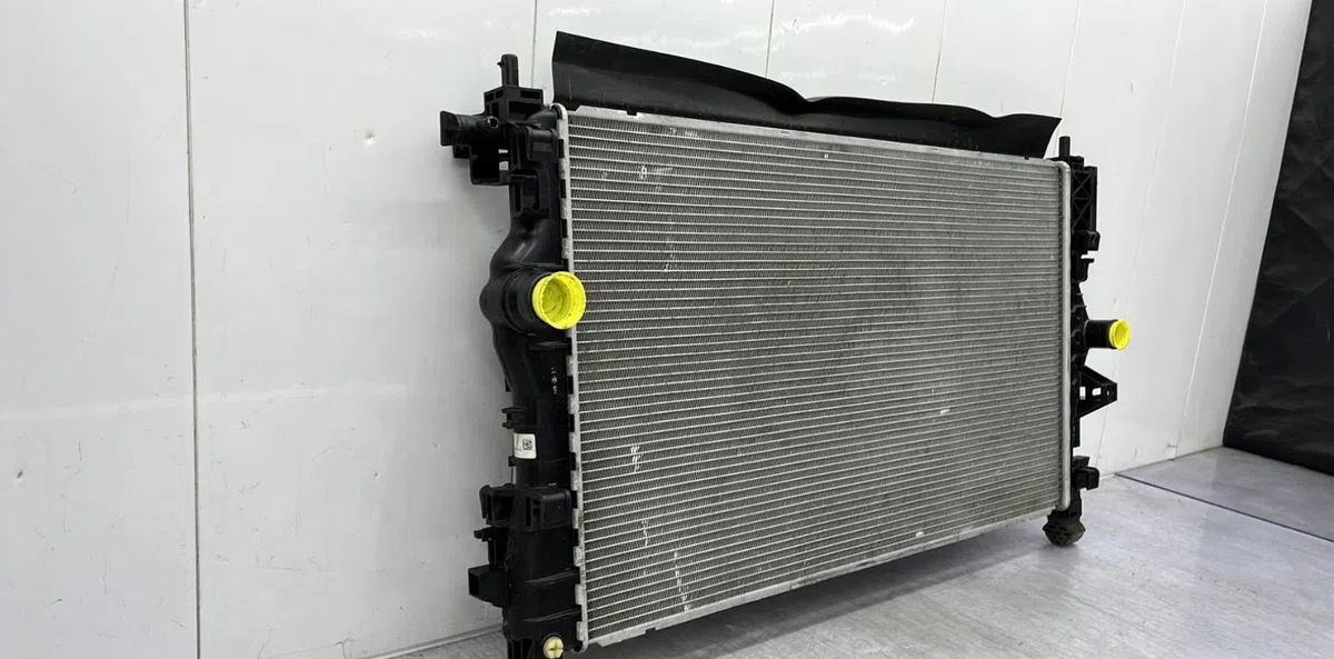 Radiateur OPEL ZAFIRA TOURER C PHASE 2 occasion