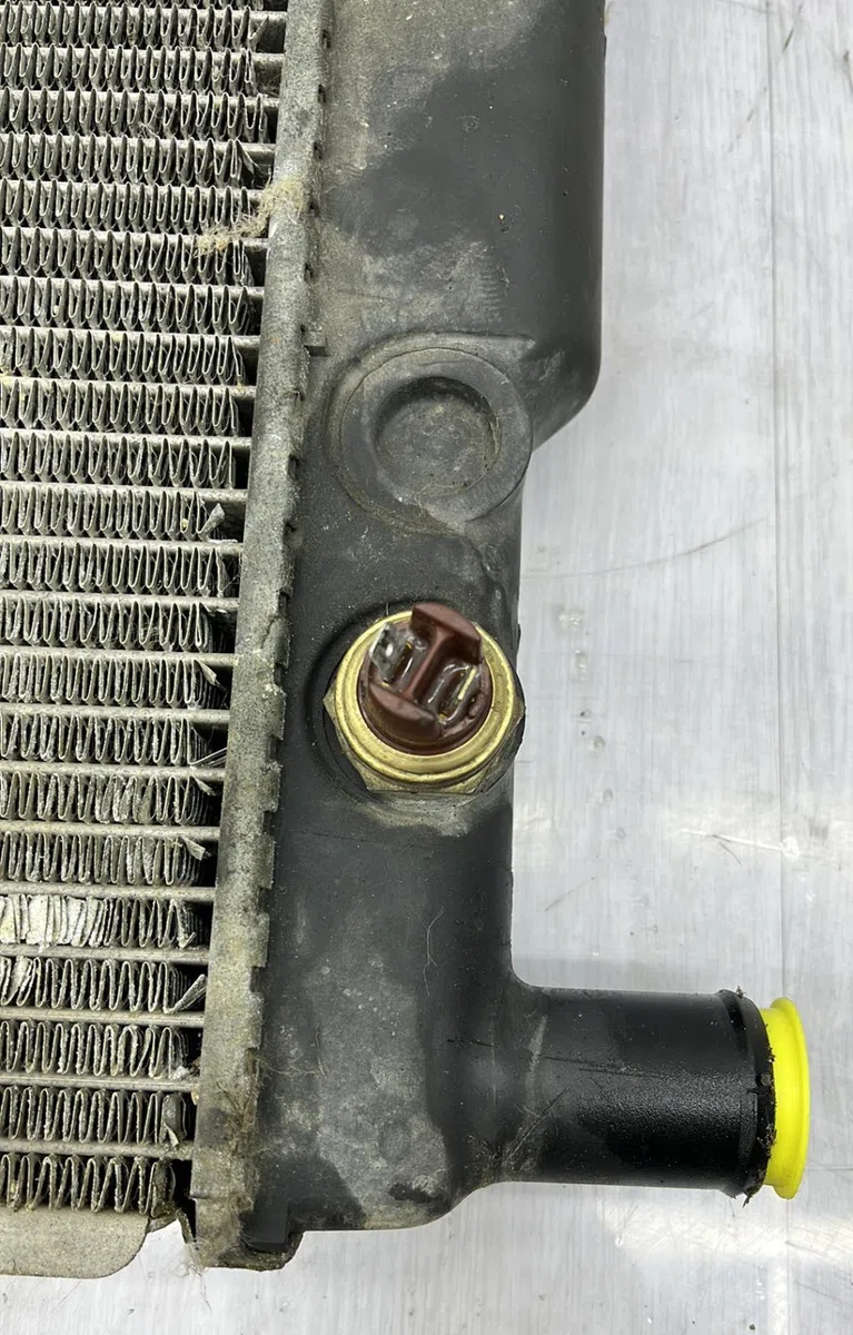 Radiateur PEUGEOT 205 PHASE 1 occasion