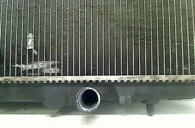 Radiateur Peugeot 206 3-5 portes (2A-C) 1.4 hdi eco 70 (2001-2009) 5 portes occasion