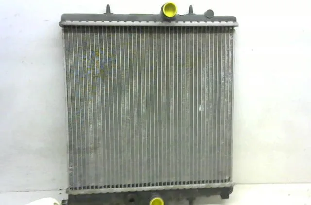 Radiateur Peugeot 206 3-5 portes (2A-C) 1.4 i (1998-2012) 3 portes occasion