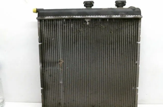Radiateur Peugeot 208 I (CA_, CC_) 1.2 puretech 82 (2018) occasion