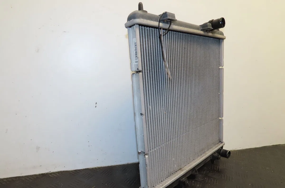 Radiateur Peugeot 208 I (CA_, CC_) 1.2 vti 82 (2012) occasion