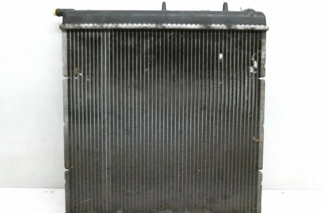 Radiateur Peugeot 208 I (CA_, CC_) 1.2 vti 82 (2012) occasion