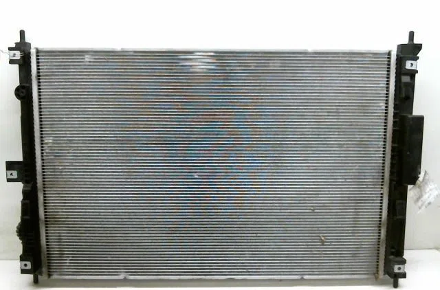 Radiateur Peugeot 3008 SUV (MC_, MR_, MJ_, M4_) 1.2 hybrid 136 (mrhpye) (2023) occasion