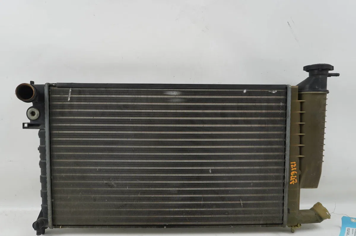 Radiateur Peugeot 306 Break (7E, N3, N5) 1.8 16v (1997-2002) occasion