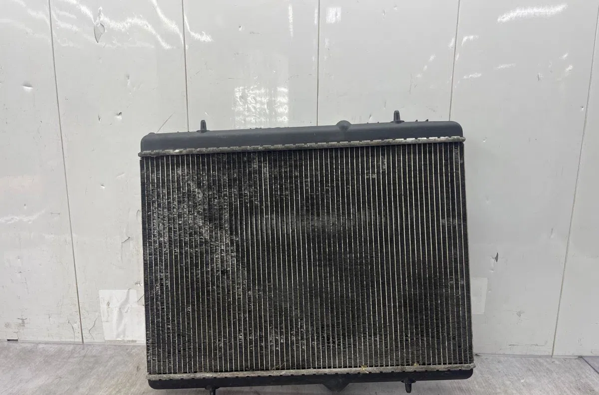 Radiateur PEUGEOT 307 PHASE 2 CABRIOLET occasion