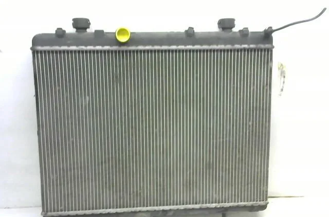 Radiateur Peugeot 407 (6D_) 2.0 hdi 135 (6drhrh, 6drhre, 6drhrg, 6drhrj) (2004-2010) 4 portes occasion