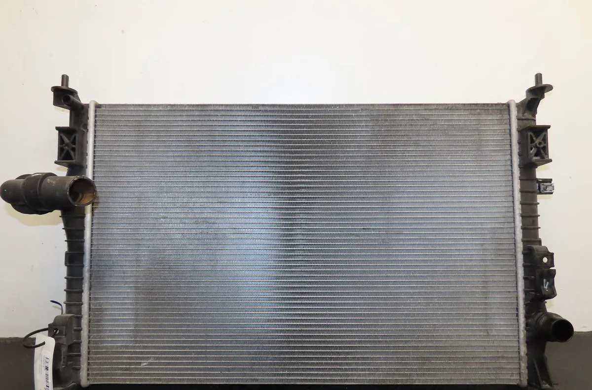 Radiateur Peugeot 5008 II (MC_, MJ_, MR_, M4_) 2.0 bluehdi 150 (2016) occasion