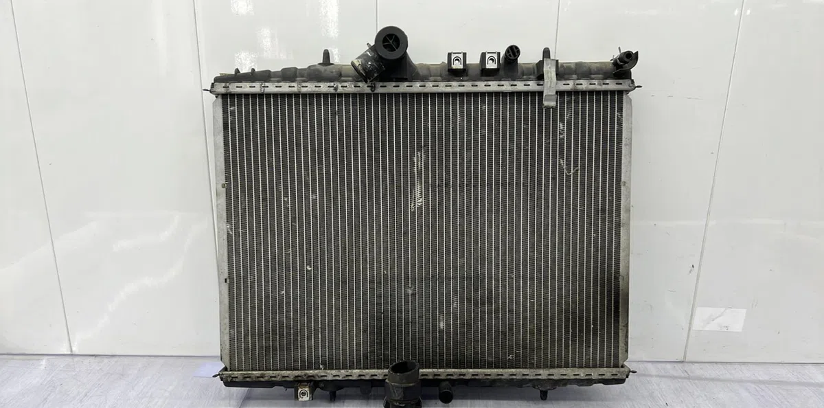 Radiateur PEUGEOT 607 PHASE 1 occasion