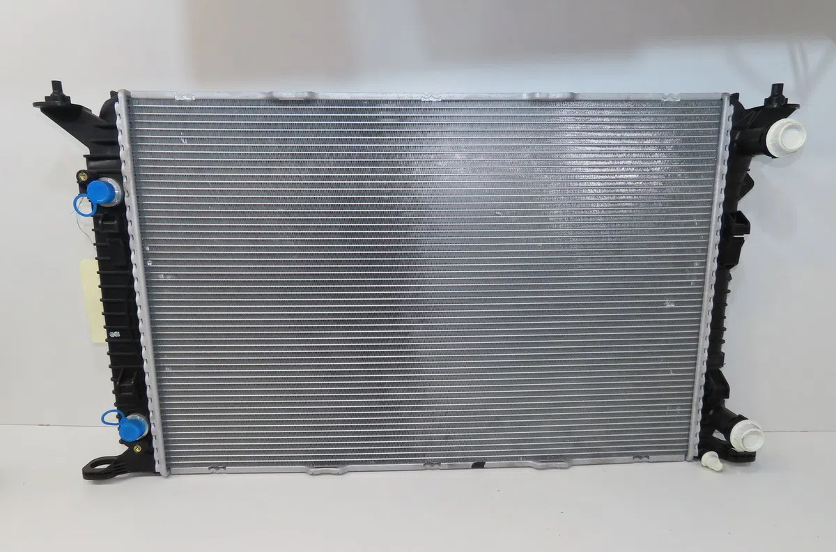 Radiateur Porsche MACAN (95B) 3.0 s (2014-2018) occasion