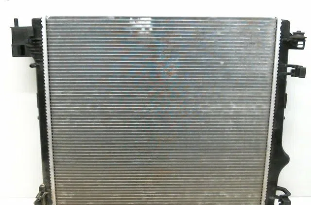 Radiateur Renault AUSTRAL Tce 160 (hgmj) (2022) occasion