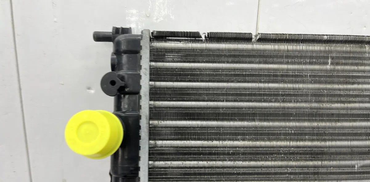 Radiateur RENAULT CLIO 2 CAMPUS PHASE 1 occasion