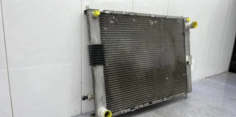 Radiateur RENAULT CLIO 3 PHASE 2 occasion